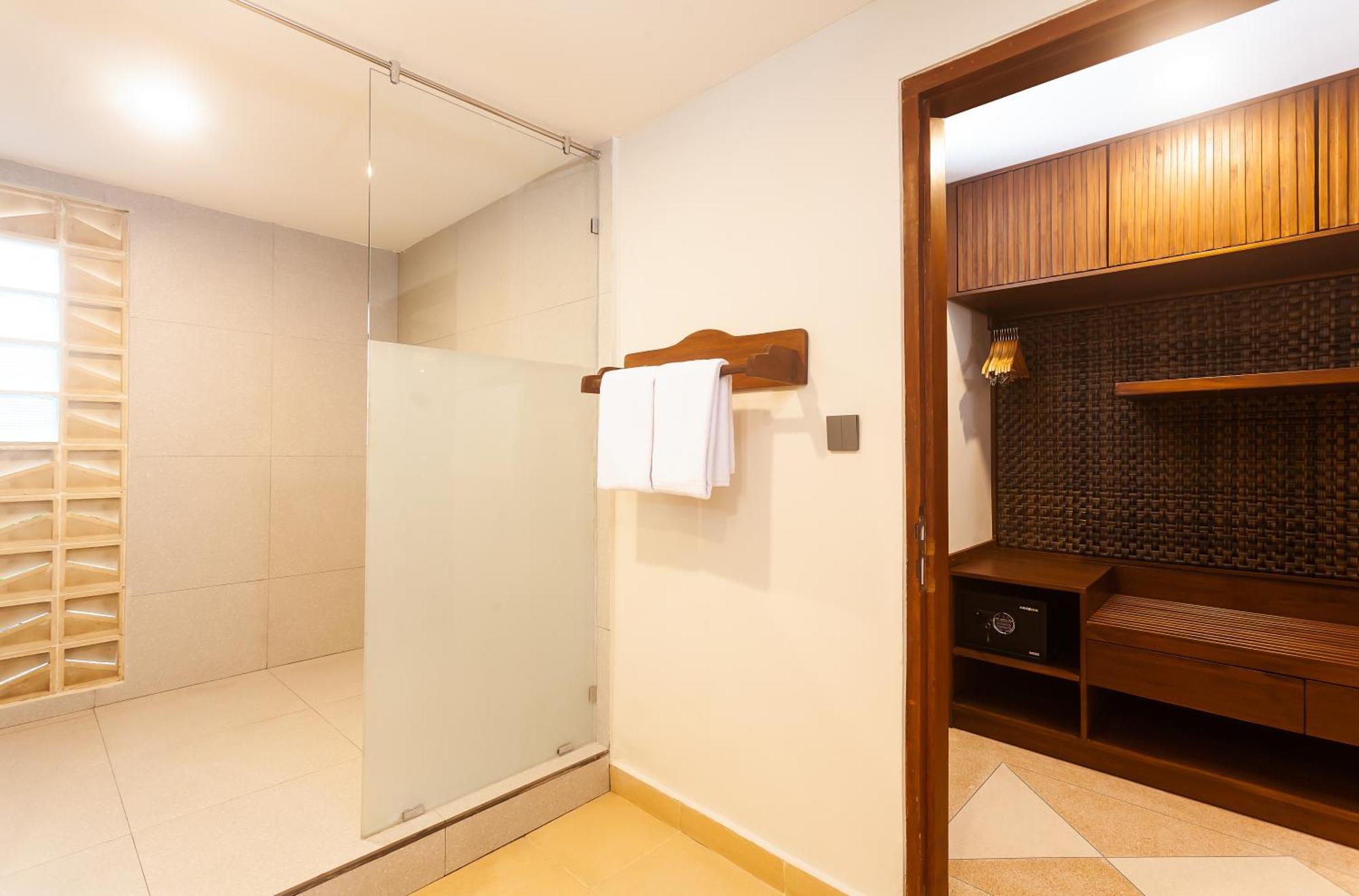 Ghana Villa Seminyak By Pramana Villas Dış mekan fotoğraf